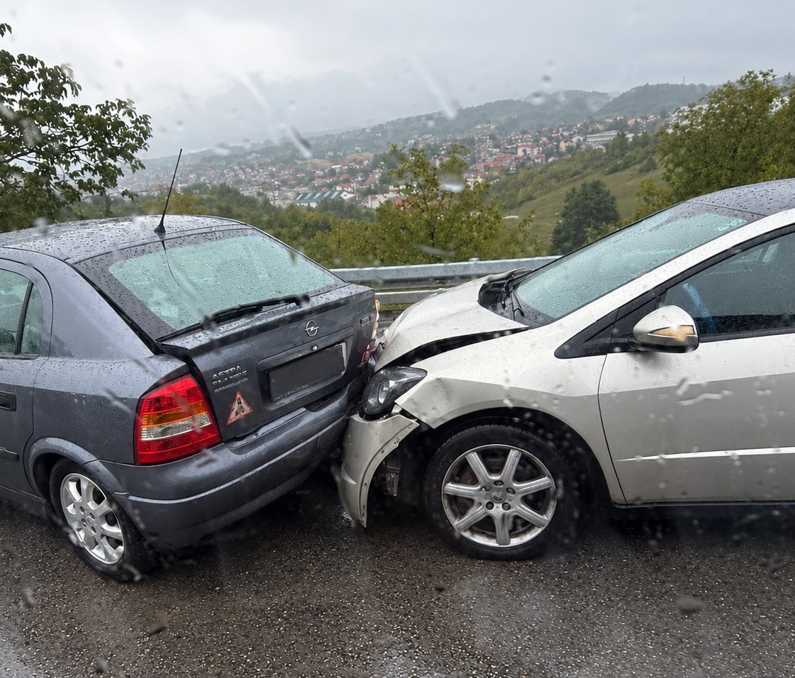 Saobraćajna nesreća u Pu&scaron;karima kod Cazina, saobraćaj otežan