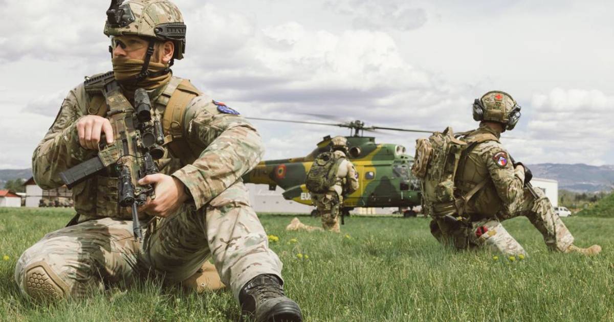 EUFOR intenzivira aktivnosti: Vježbali "brzo uže" uz uče&scaron;će vojnika i helikoptera