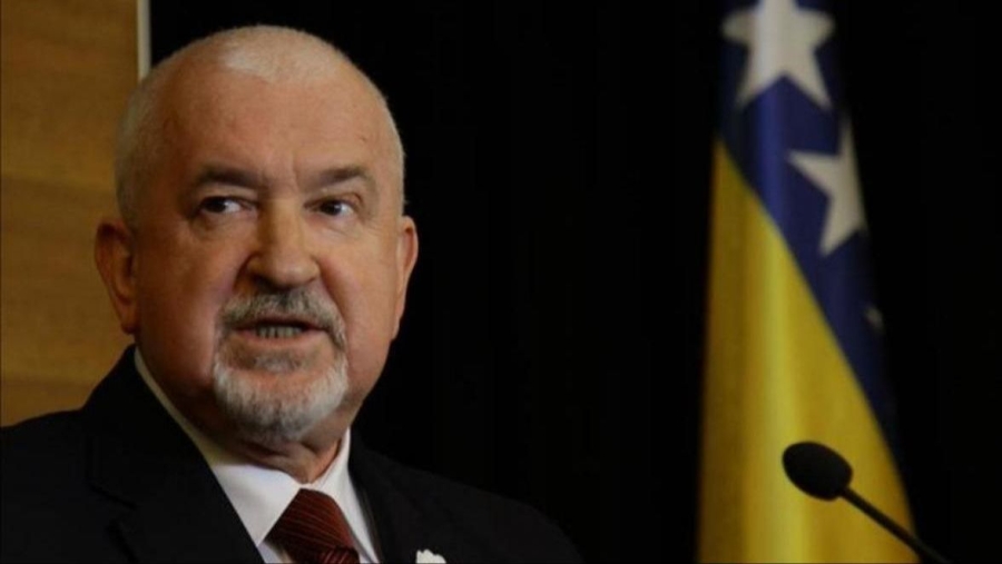 Mustafa Cerić kritikuje glorifikaciju Ratka Mladića, ističući da to vodi u samouni&scaron;tenje naroda