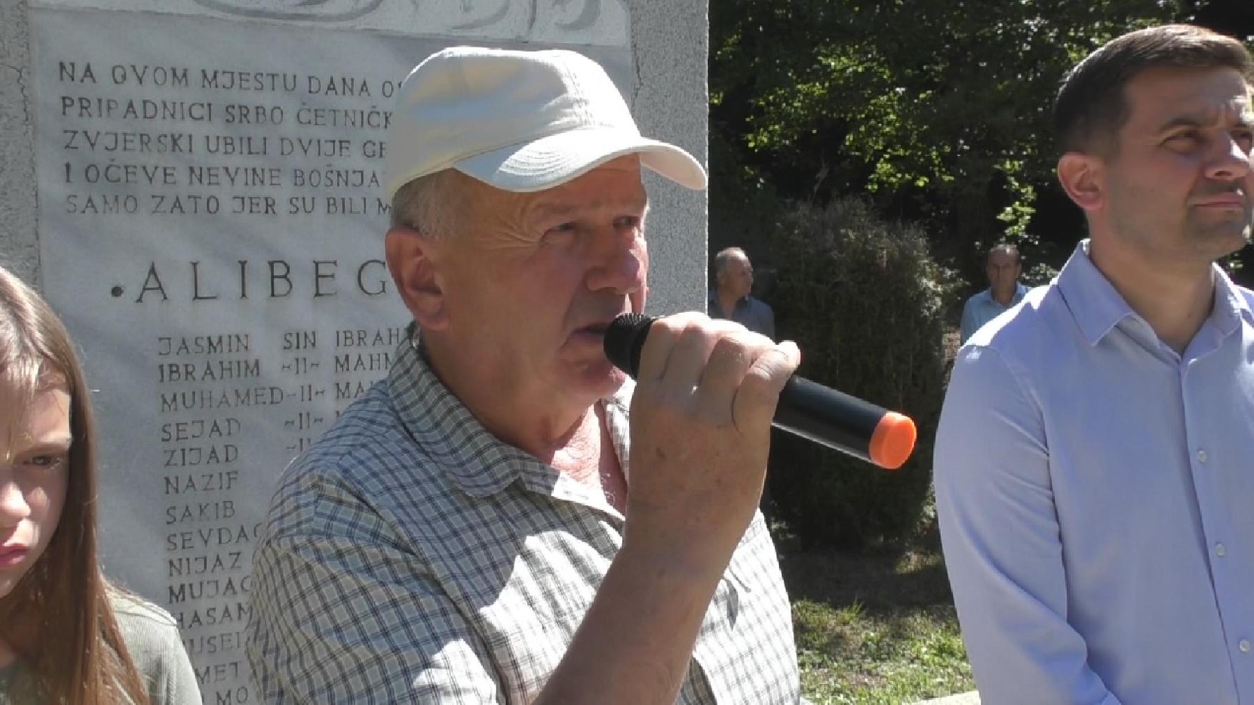 U Sanskom Mostu obilježena godi&scaron;njica ubistva 14 članova porodice Alibegović, poziv na istragu Tužila&scaron;tva BiH