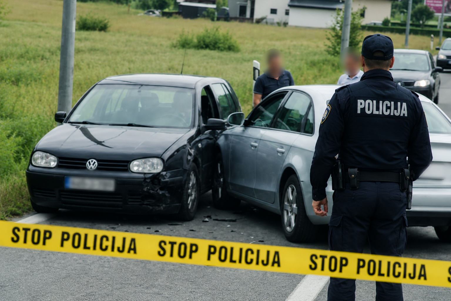 Saobraćajna nesreća u Kosteli: Audi i Golf o&scaron;tećeni, policija provodi istragu
