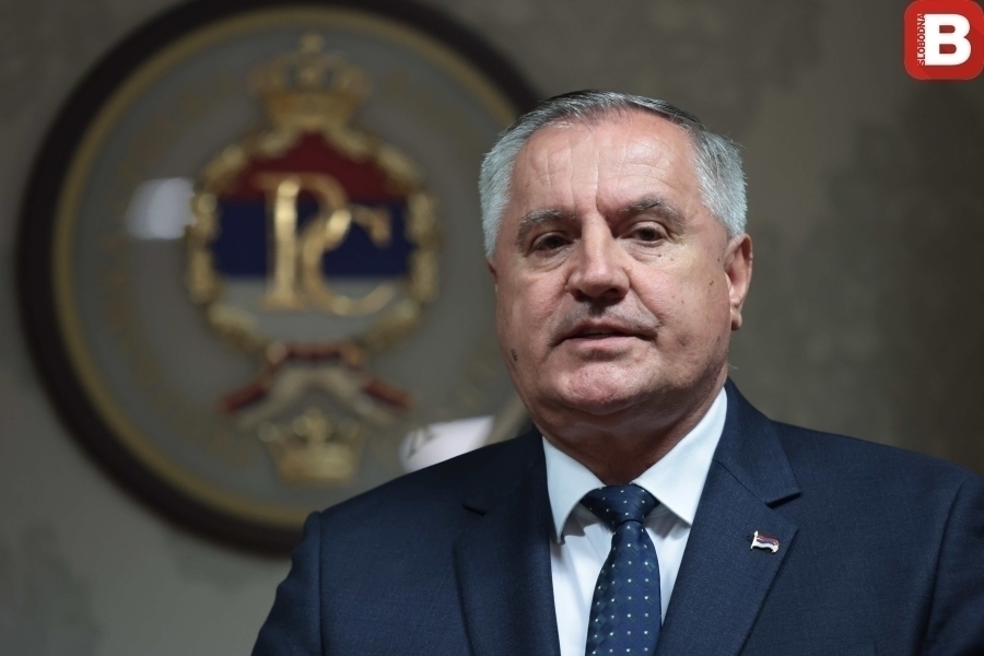 VI&Scaron;KOVIĆ LJUBOMORAN NA OPOZICIJU IZ RS-a: "Sarajevsko saborovanje potvrda da je BiH razvla&scaron;ćena"
