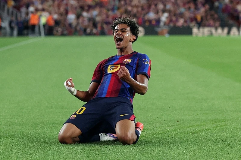 Barcelona savladala Rayo Vallecano rezultatom 5:2, Yamal postigao dva gola