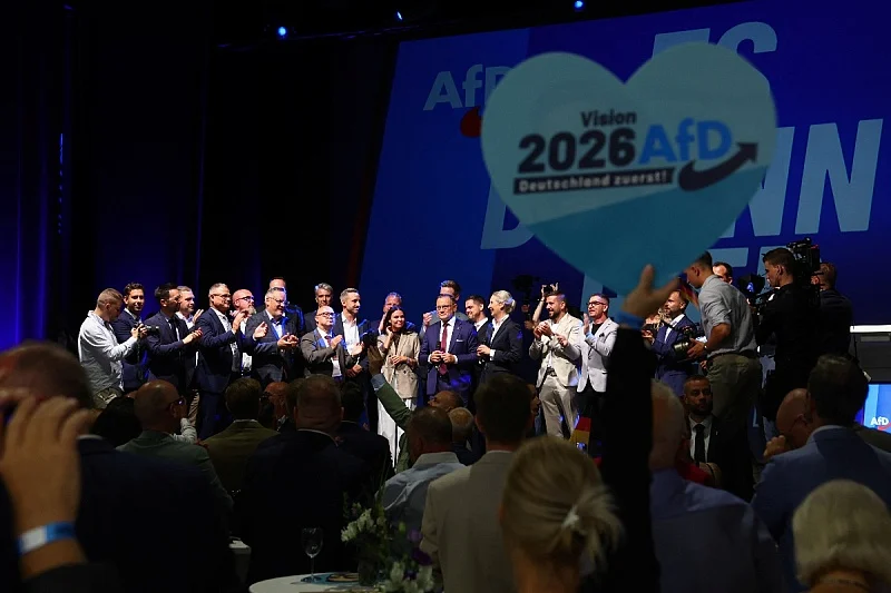 AfD osvojila 43,8% glasova u Saksoniji-Anhalt, Jakub Banaszek upozorava na historijske paralele