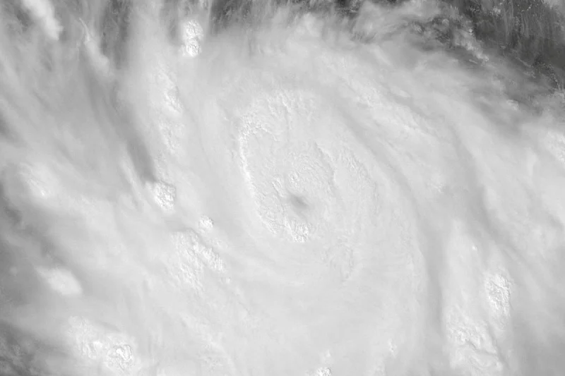 Uragan Polo dostigao petu kategoriju s vjetrovima od 285 km/h uz jugozapadnu obalu Meksika
