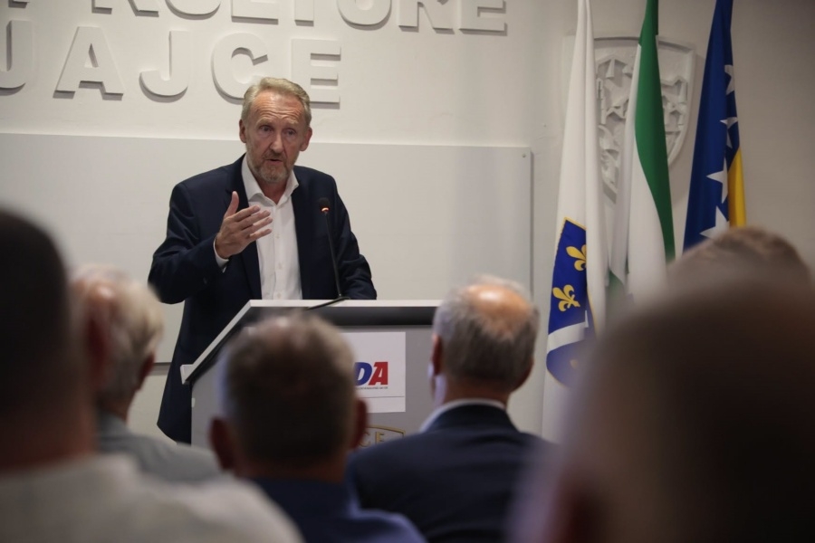 Izetbegović na 36. godi&scaron;njici SDA u Jajcu: "Situacija u BiH je najteža od Daytona