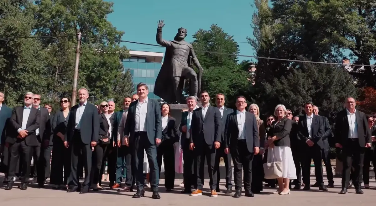 Prva sedmica izborne kampanje u BiH obilježena populizmom i verbalnim sukobima političara