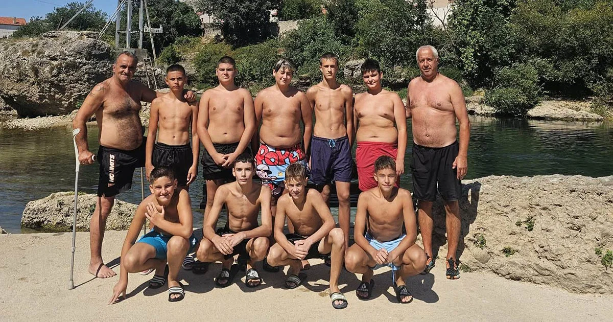 Najmlađi skakači u Donjoj Mahali pripremaju se za Kup mladih skakača u petak