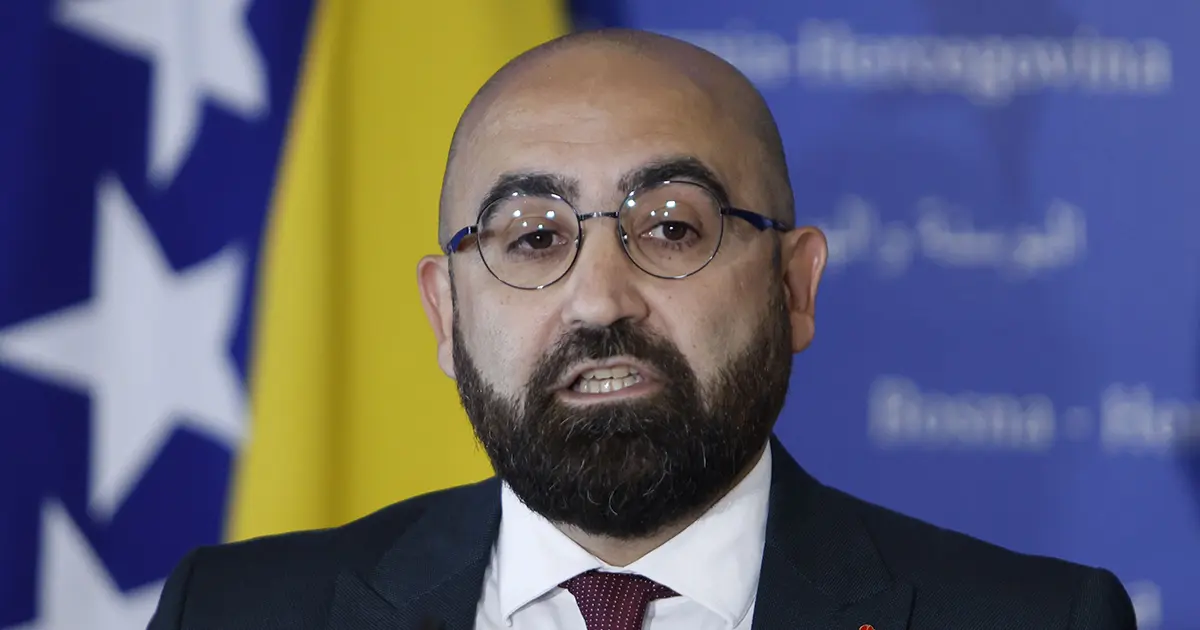 Hasanović odgovorio Amidžiću: Blokada računa RTRS-a rezultat je sudske odluke, a ne političkog napada
