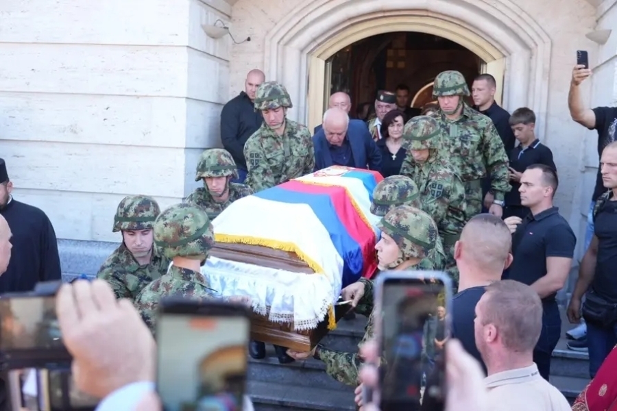 Diplomatski odnosi BiH i Srbije na rubu prekida nakon sahrane Ratka Mladića