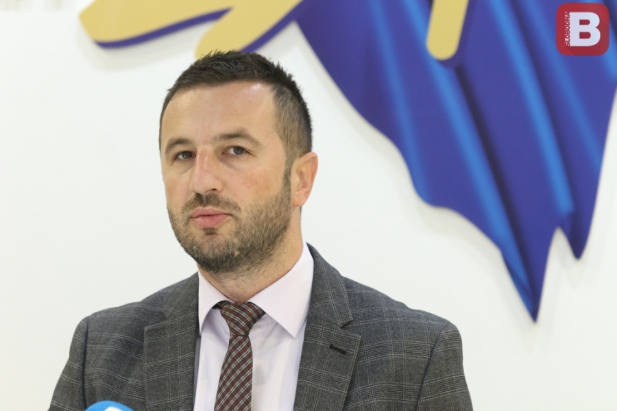 Semir Efendić kritikovao izjavu Bakira Izetbegovića o ratu u Bosni kao historijski proma&scaron;aj
