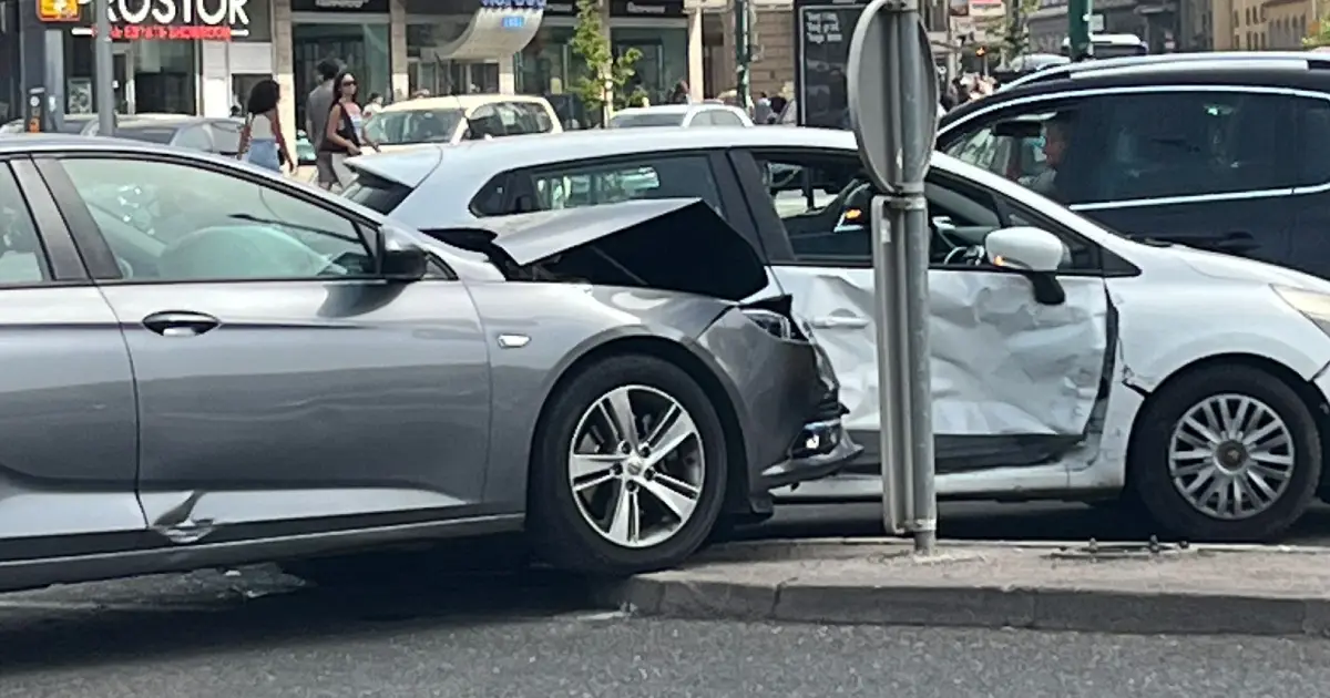 Saobraćajna nesreća u Marijinom Dvoru obustavila tramvajski saobraćaj, bez povrijeđenih