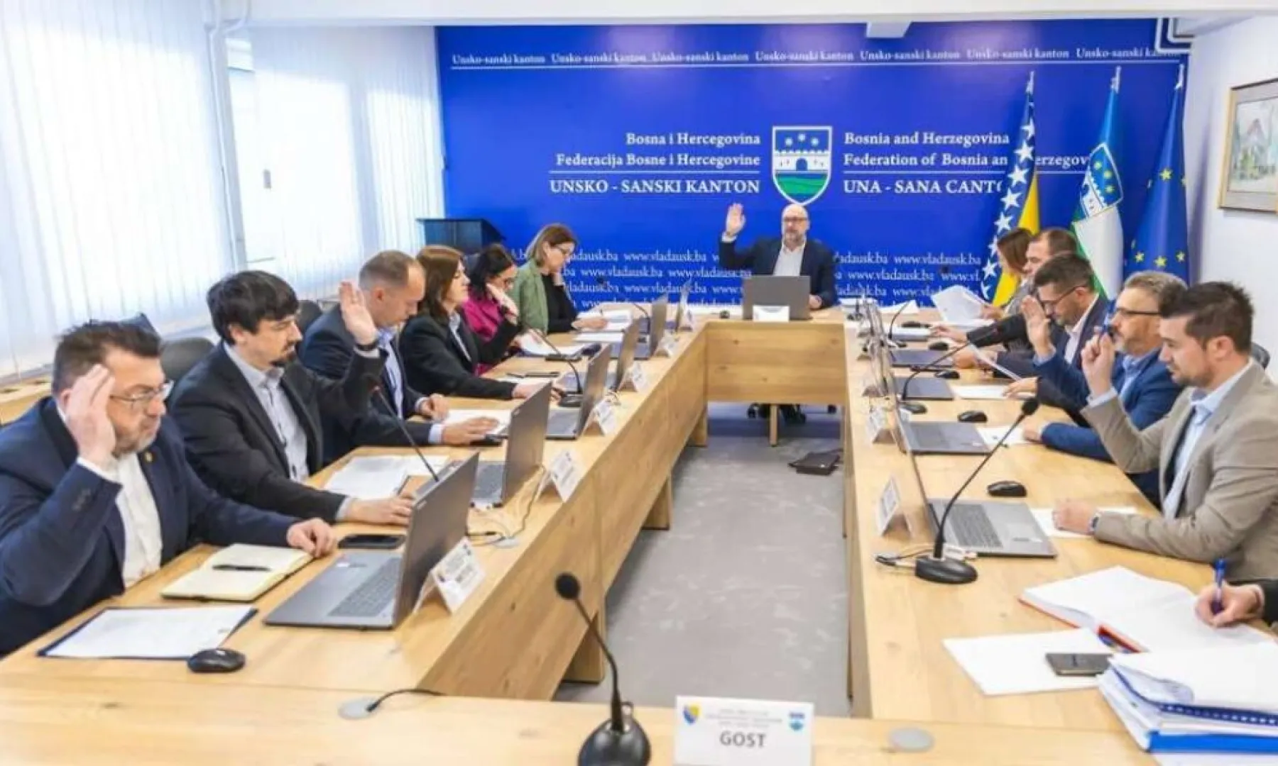Skupljeno potrebnih 16 potpisa za smjenu Vlade USK, čeka se još i POMAK: SDA ide u opoziciju, NES u vlast