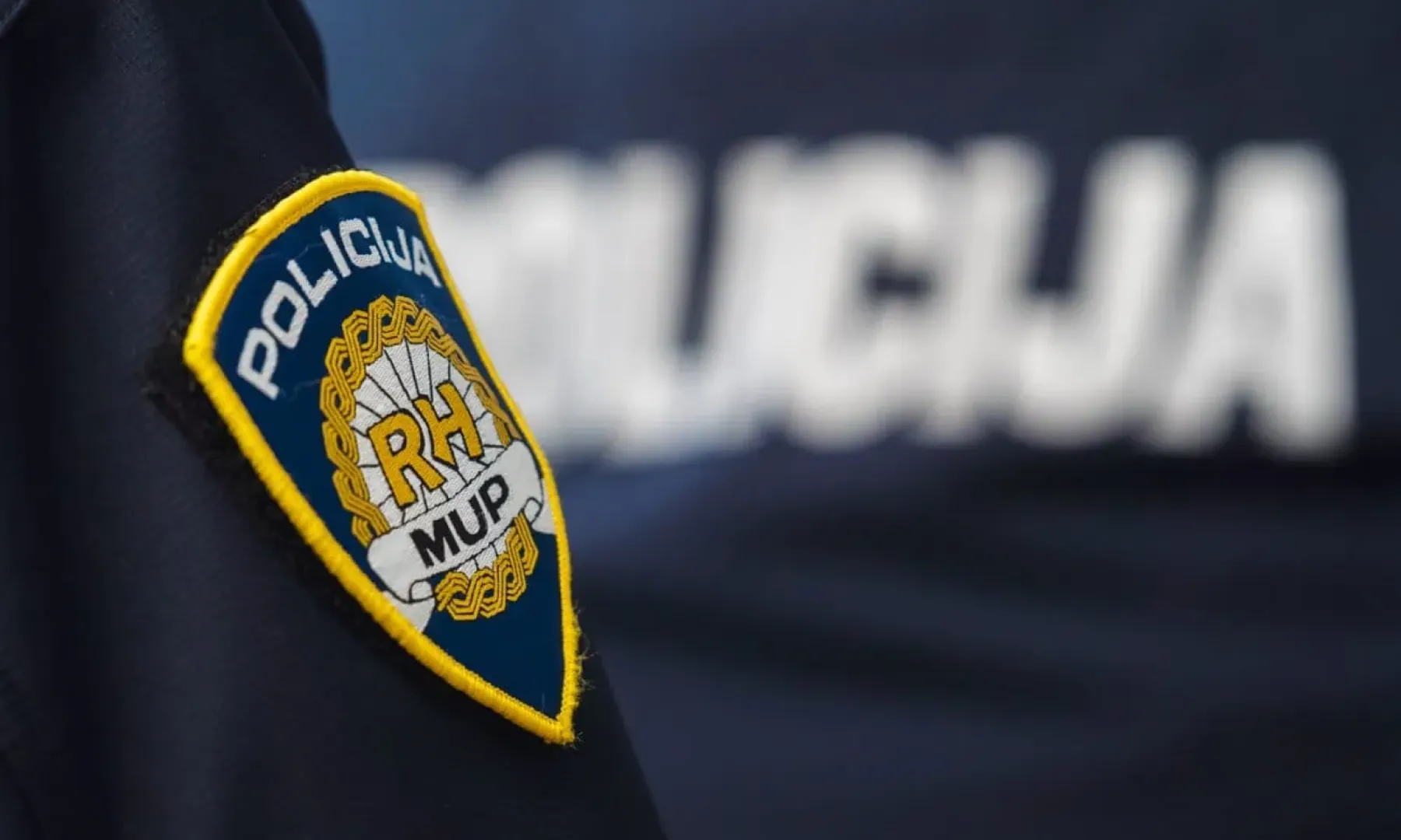 policija