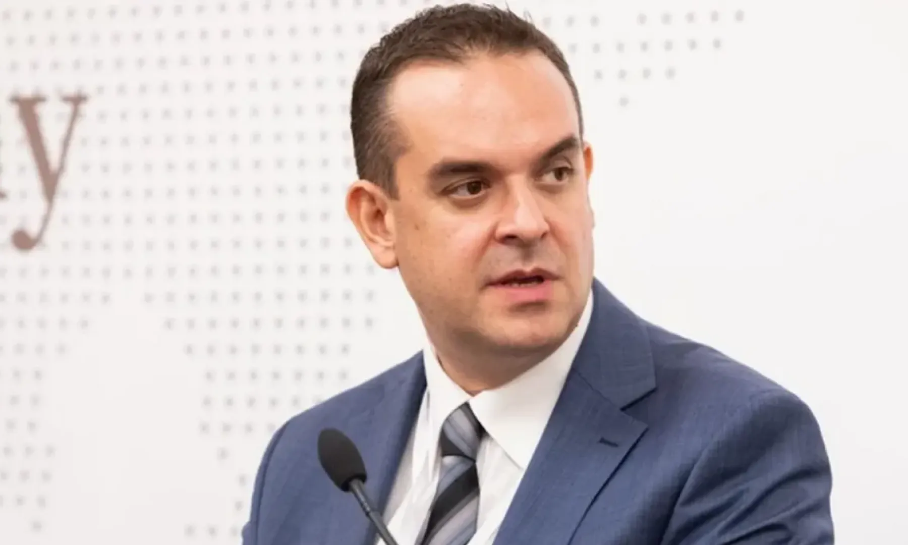 Ništa od imenovanja Konakovićevog savjetnika: Selimović ne ispunjava uslove za direktora Aerodroma