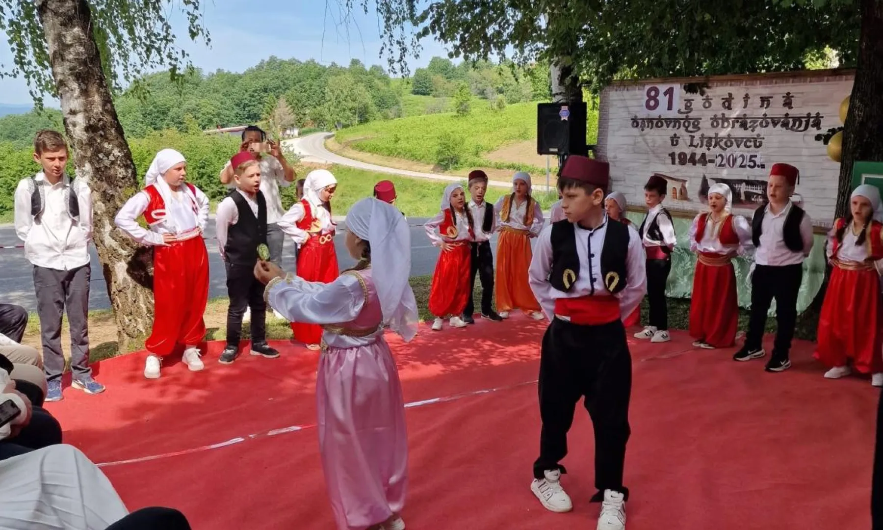 81 godina znanja i ponosa: Pogledajte kako je OŠ “Liskovac” proslavila svoj rođendan
