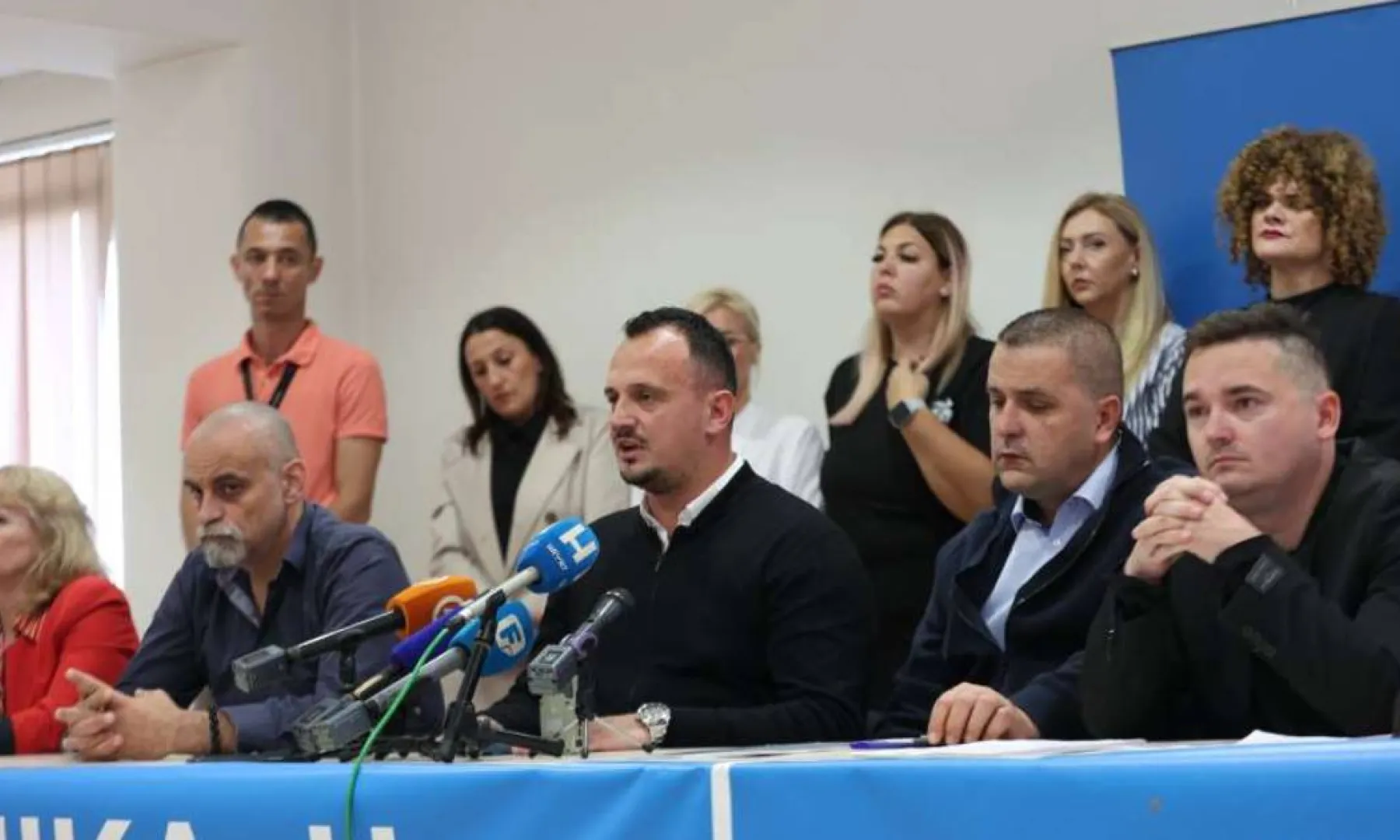 Sindikat radnika u zdravstvu KS traži povećanje plate za 15 posto