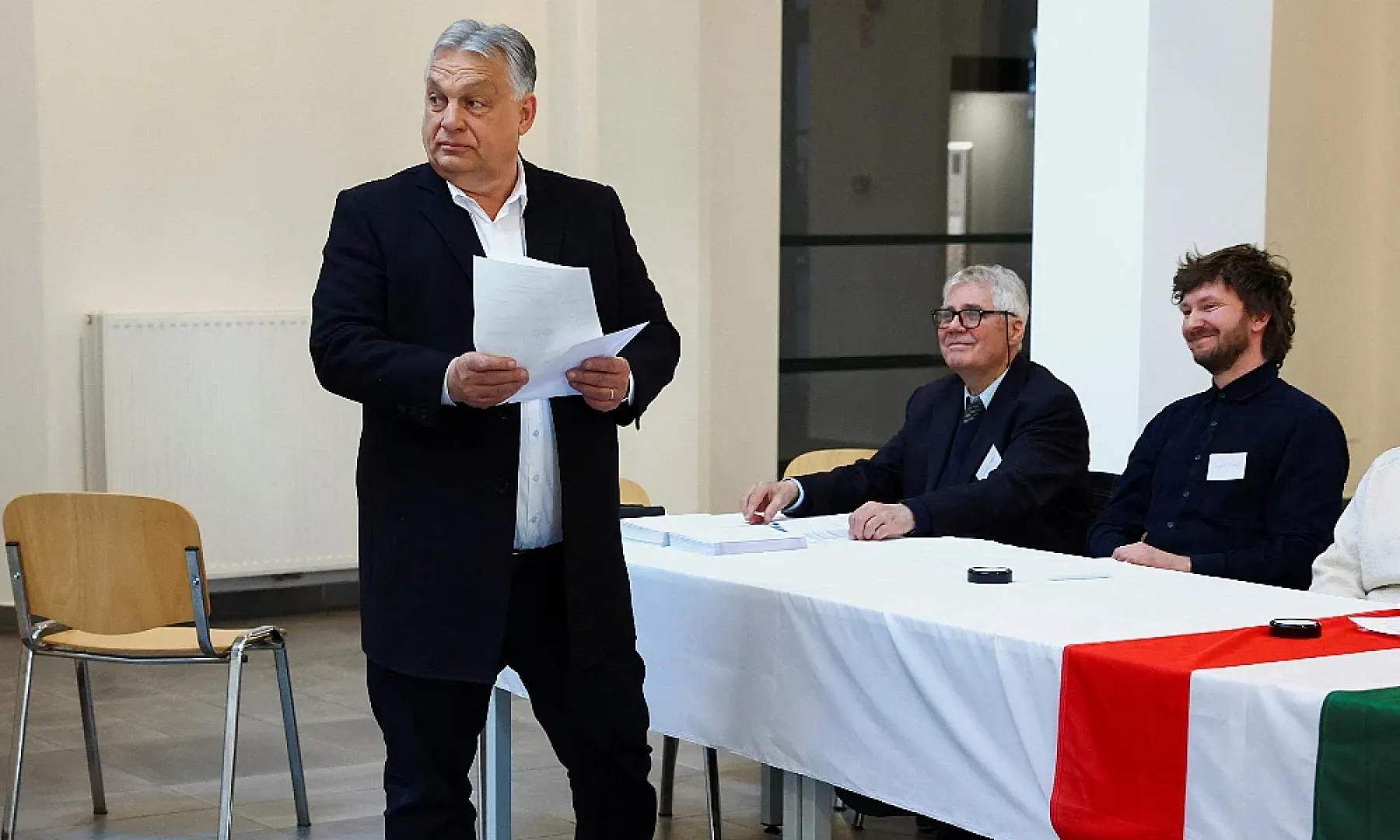 Orban glasao na izborima i poručio: Došao sam pobijediti, trebao bi se desiti veliki poraz za ostavku