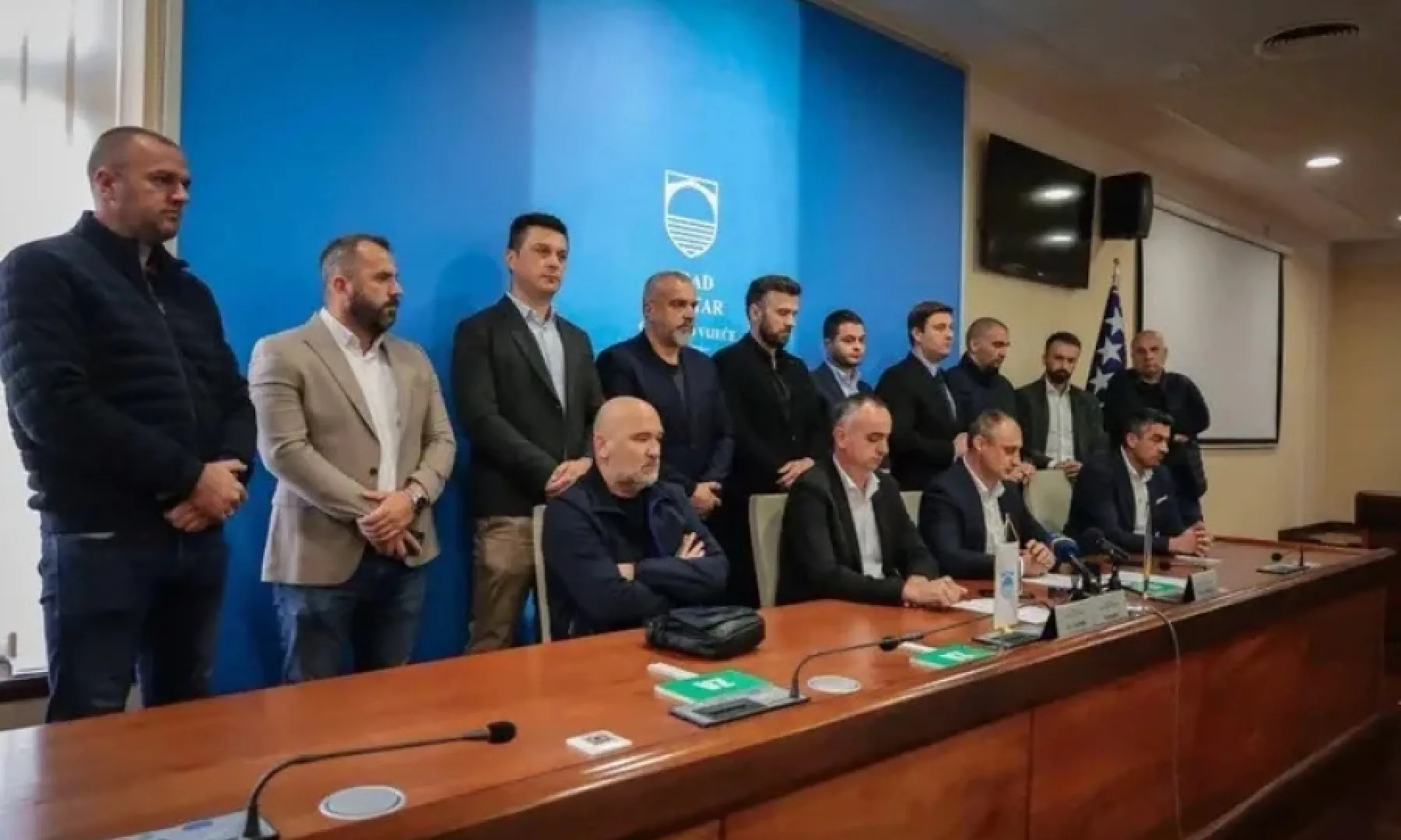 NOVA POLITIČKA KRIZA NA NERETVI: Vijećnici Bošnjaka odbili doći na sjednicu Gradskog vijeća, evo šta je razlog