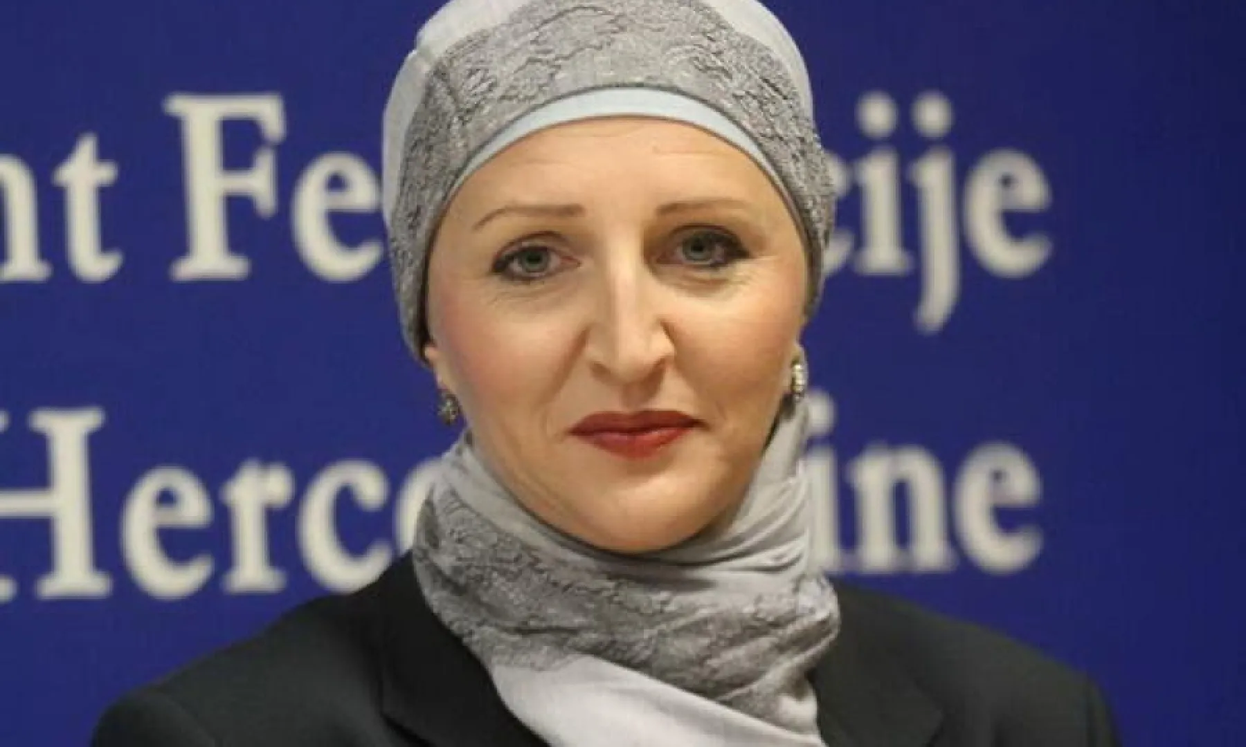 KENELA ZUKO OŠTRO KRITIKOVALA PREMIJERA: "Nermin Nikšić je izgleda izabrao put SNSD-a..."