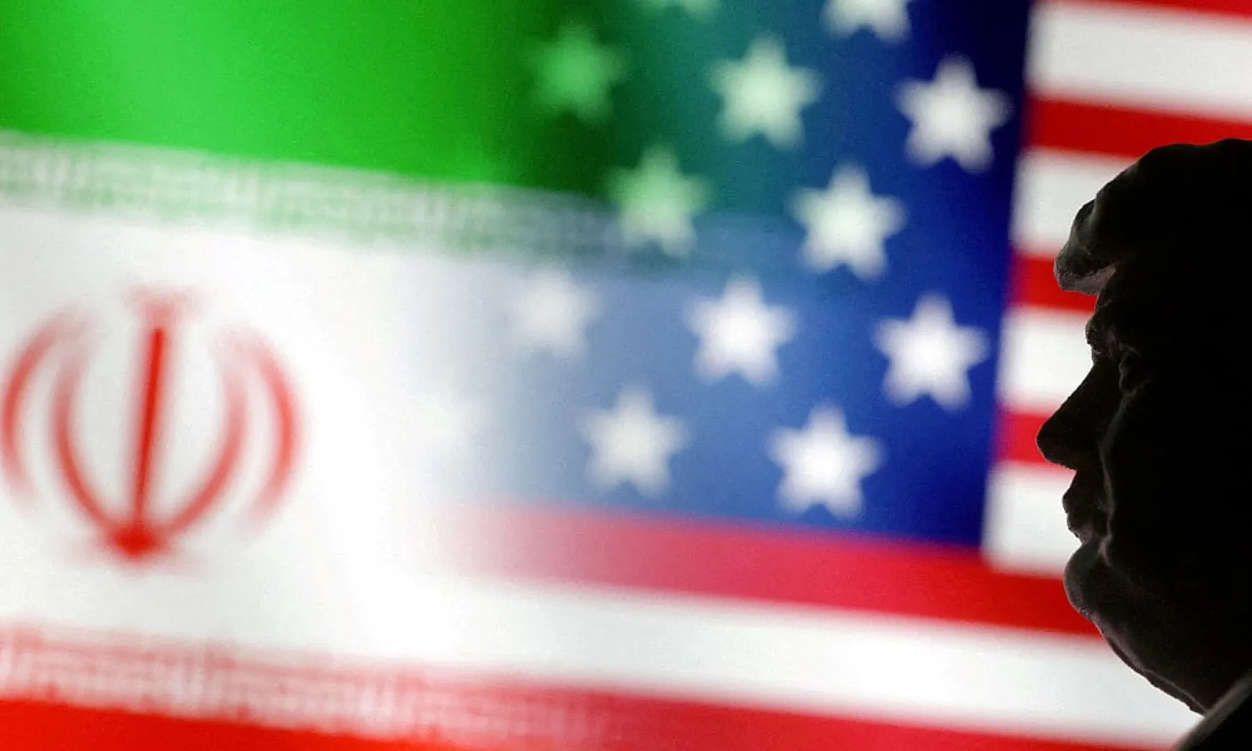 Trump objavio nove sankcije za Iran: Ko kupuje naftu od njih neće imati nikakav posao u Americi