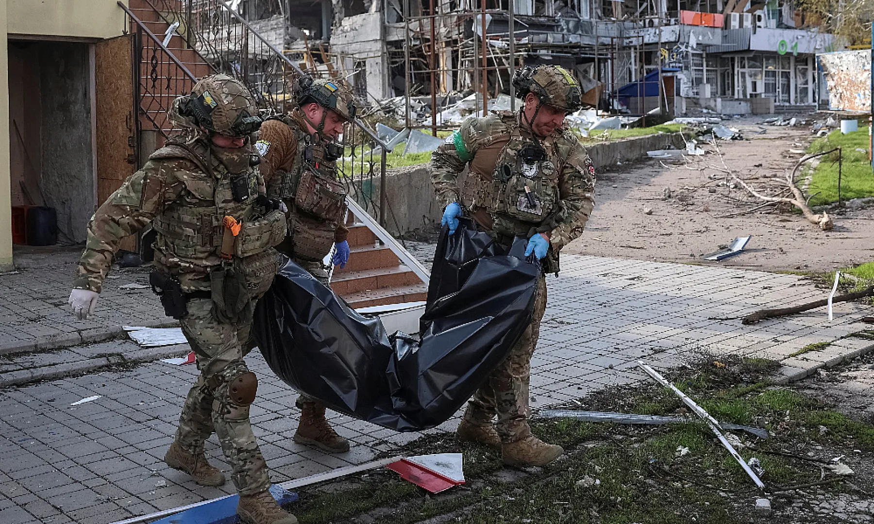 Rusi predali Ukrajincima tijela 909 ubijenih vojnika