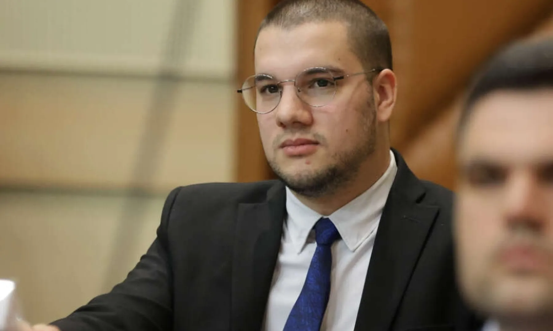 VUČINIĆ SASVIM OTVORENO: "Dodiku bi najviše odgovaralo da se zapuca"