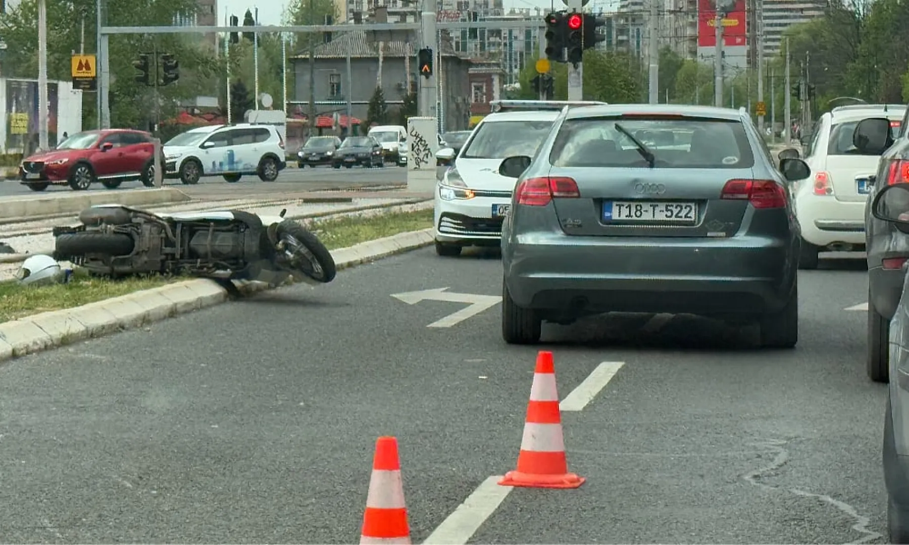 U saobraćajnoj nesreći kod Mašinske škole u Sarajevu povrijeđen motociklista