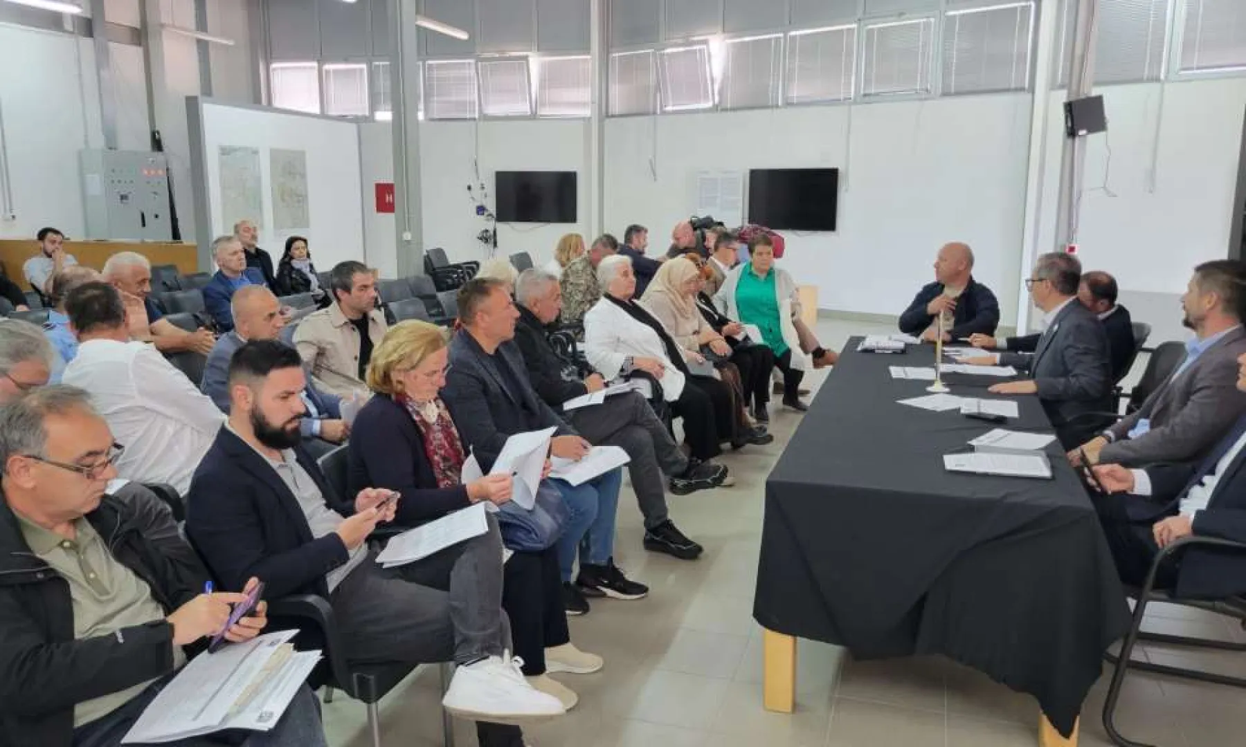 6825c14bf29a95.54702414_fena srebrenica organizacioni odbor.jpg