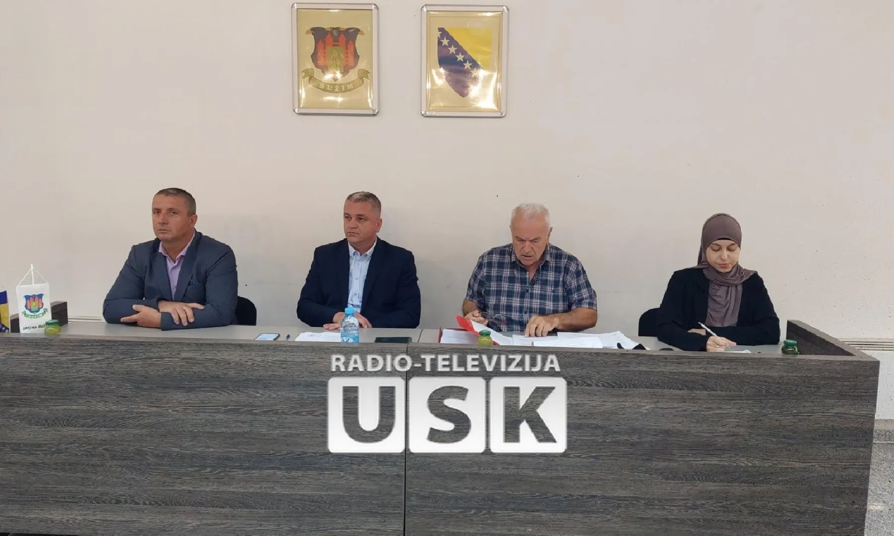 U Bužimu održan radni sastanak o izmjenama Zakona o komunalnoj djelatnosti i problemu pasa lutalica