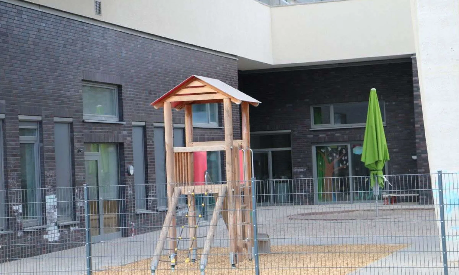 MANNHEIM: Nestala 41-godišnja majka i njezin 2-godišnji sin, policija objavila fotografiju, traže pomoć - Fenix Magazin