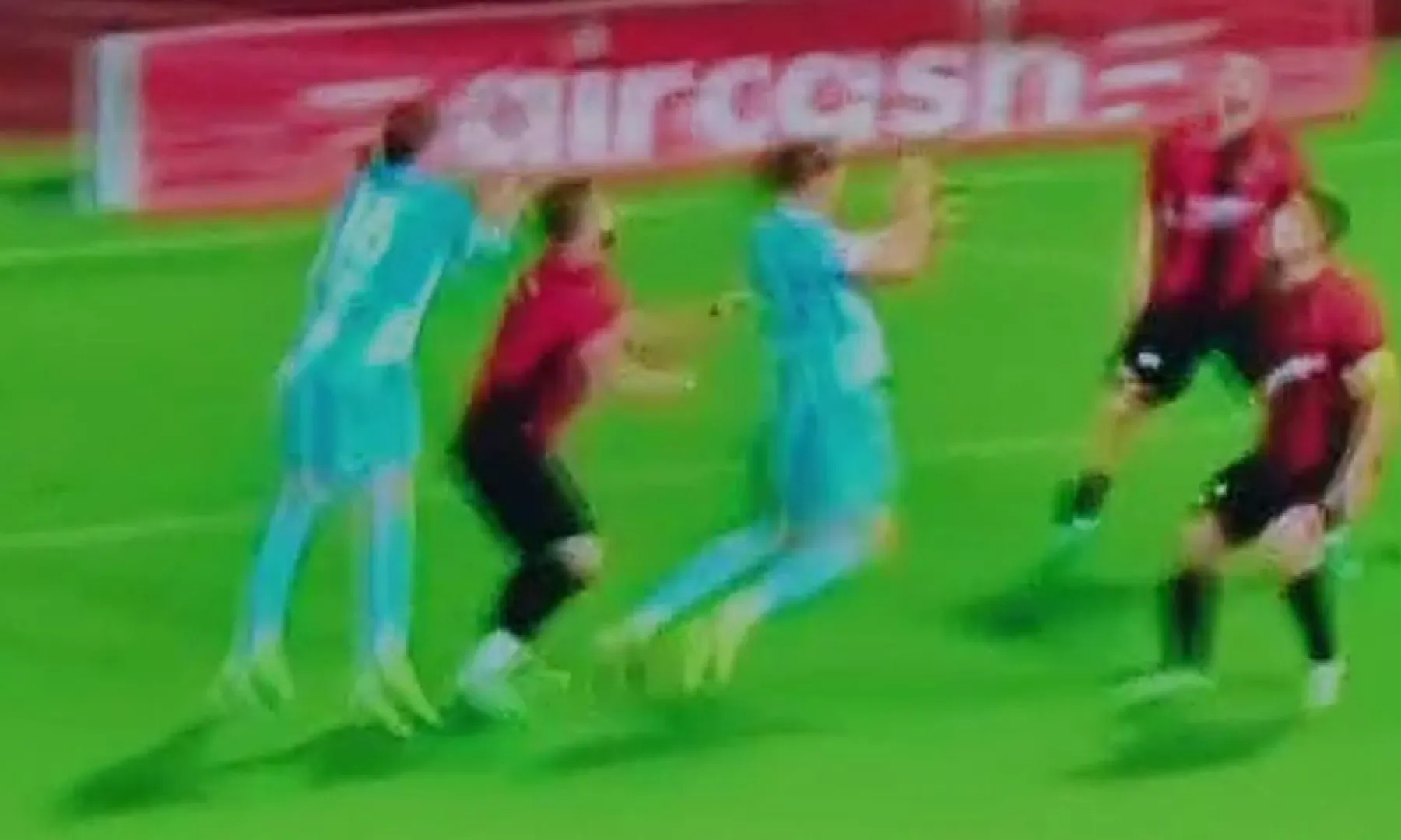 Pogledajte sramotan penal koji je dosudio Gigović u duelu Slobode i Posušja