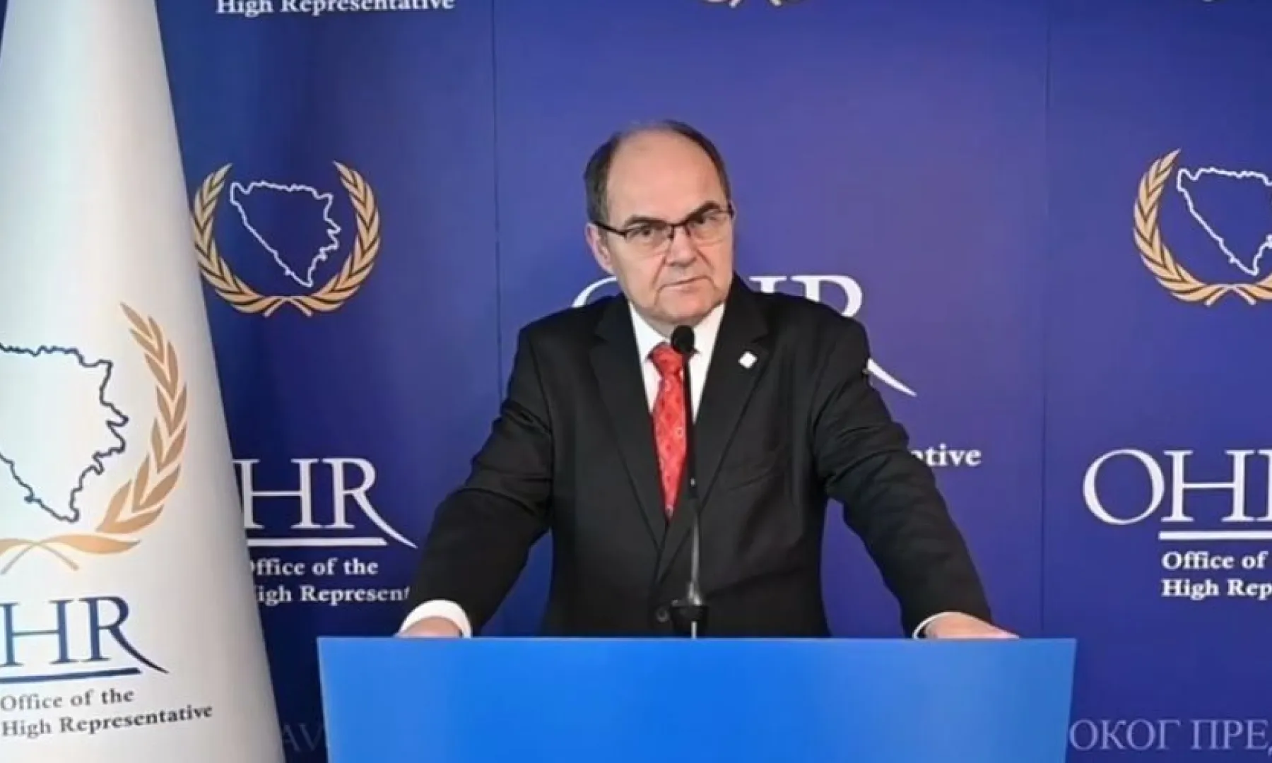 Schmidt razmatra zabranu rada SNSD-a i Dodika!