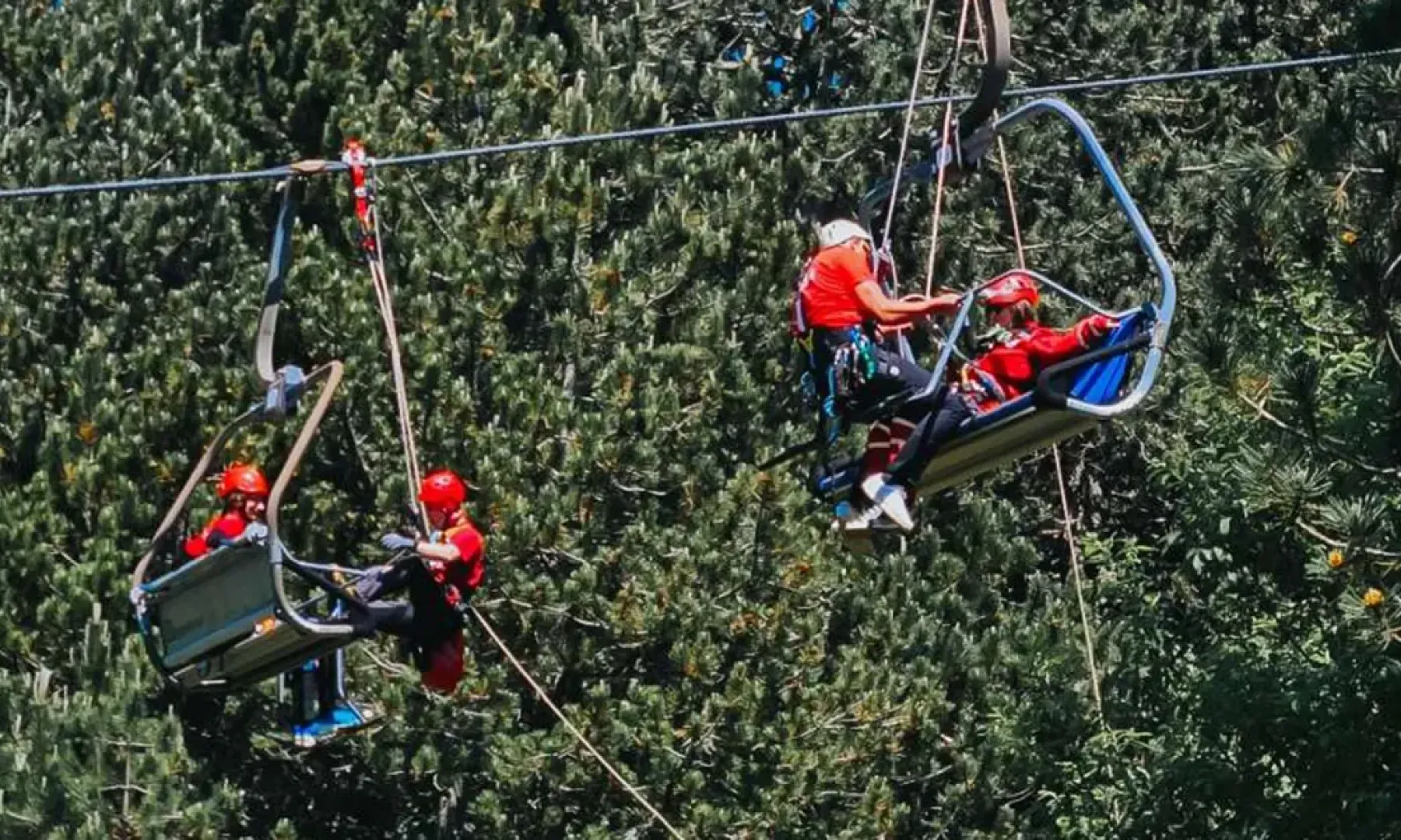 Održana obuka spašavanja sa žičare na Blidinju
