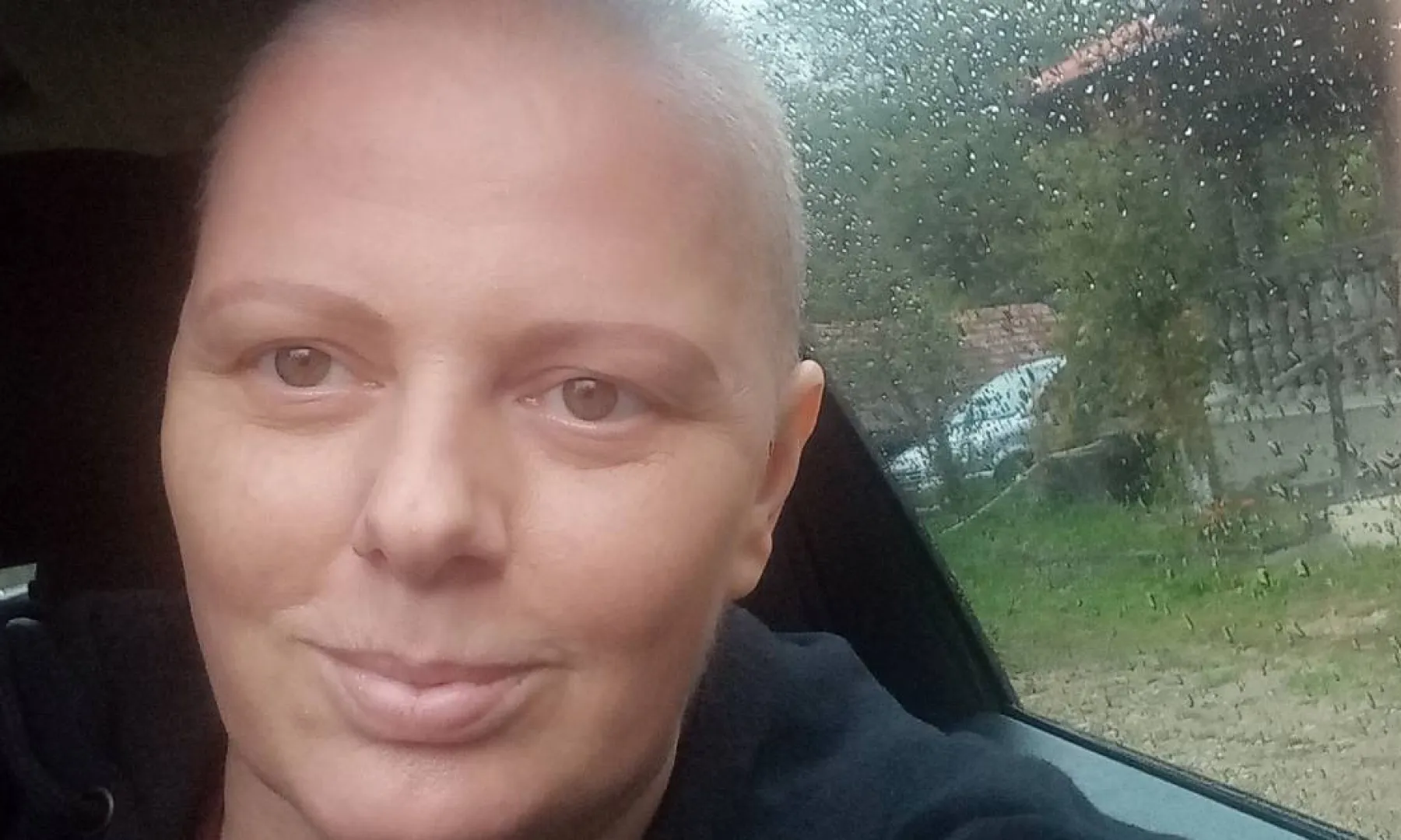 U martu joj je od karcinoma umro suprug, sad Edisi treba naša pomoć da pobijedi rak