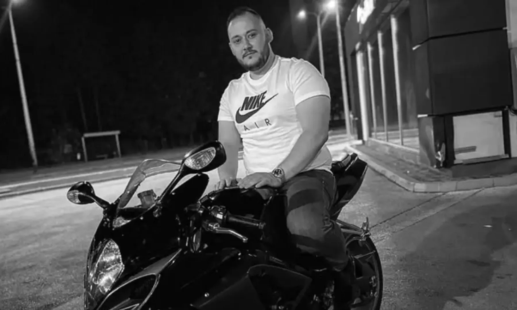 Motociklista Sead Hadžić poginuo u saobraćajnoj nesreći u naselju Solina, suputnik povrijeđen