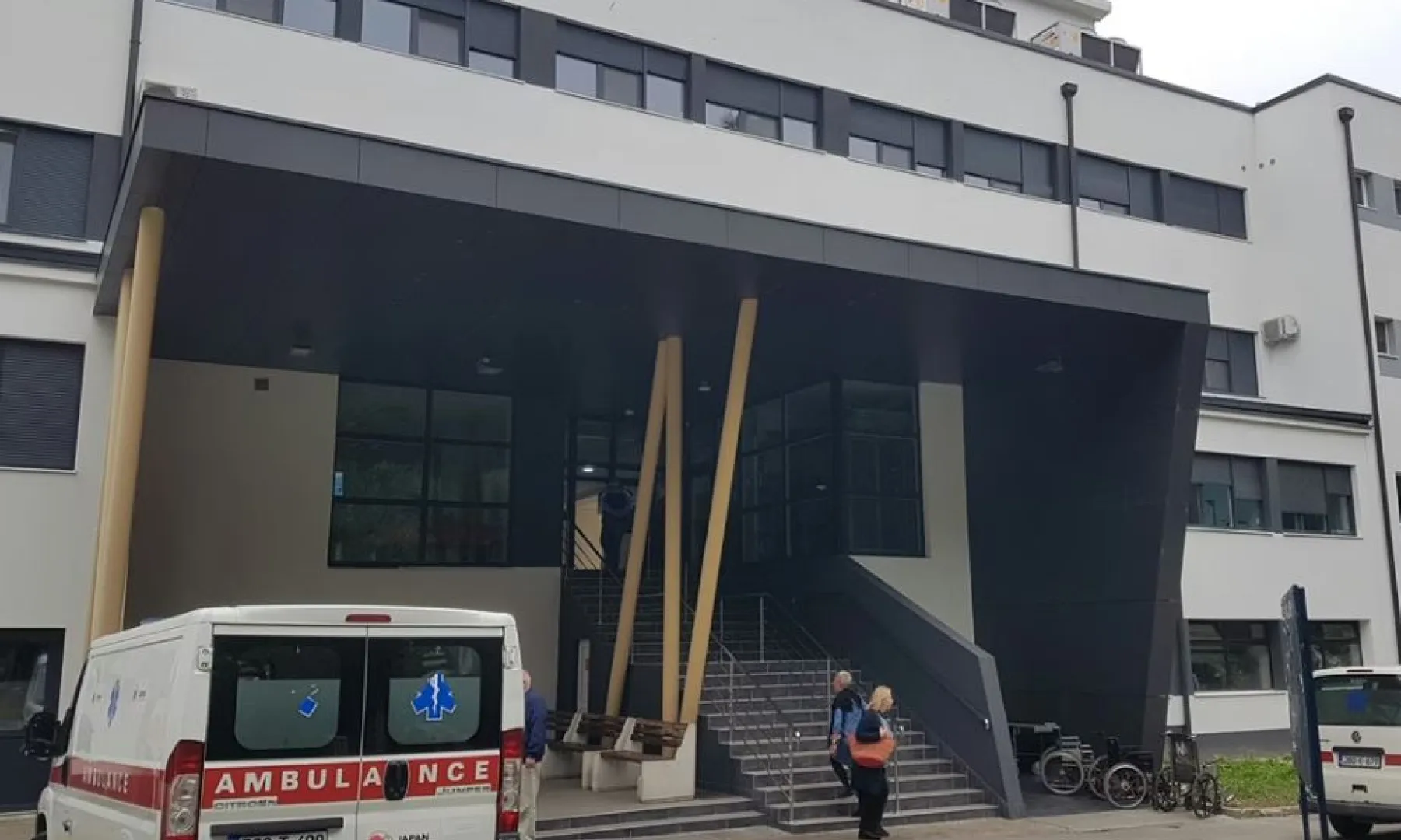 Teška saobraćajna nesreća u Donjoj Koprivni: Troje djece operisano zbog amputacije desne noge