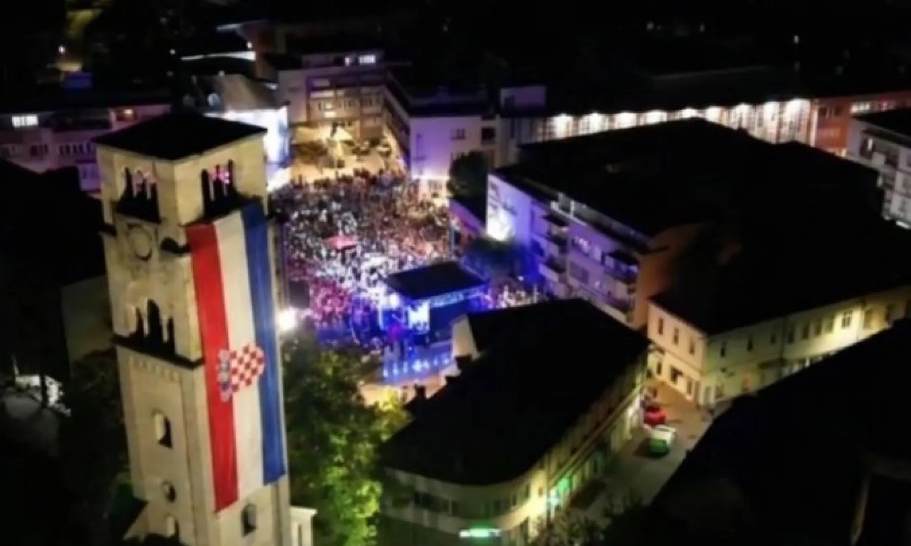 Bihać se priprema za zajedničko praćenje utakmice Hrvatska – Engleska u centru grada