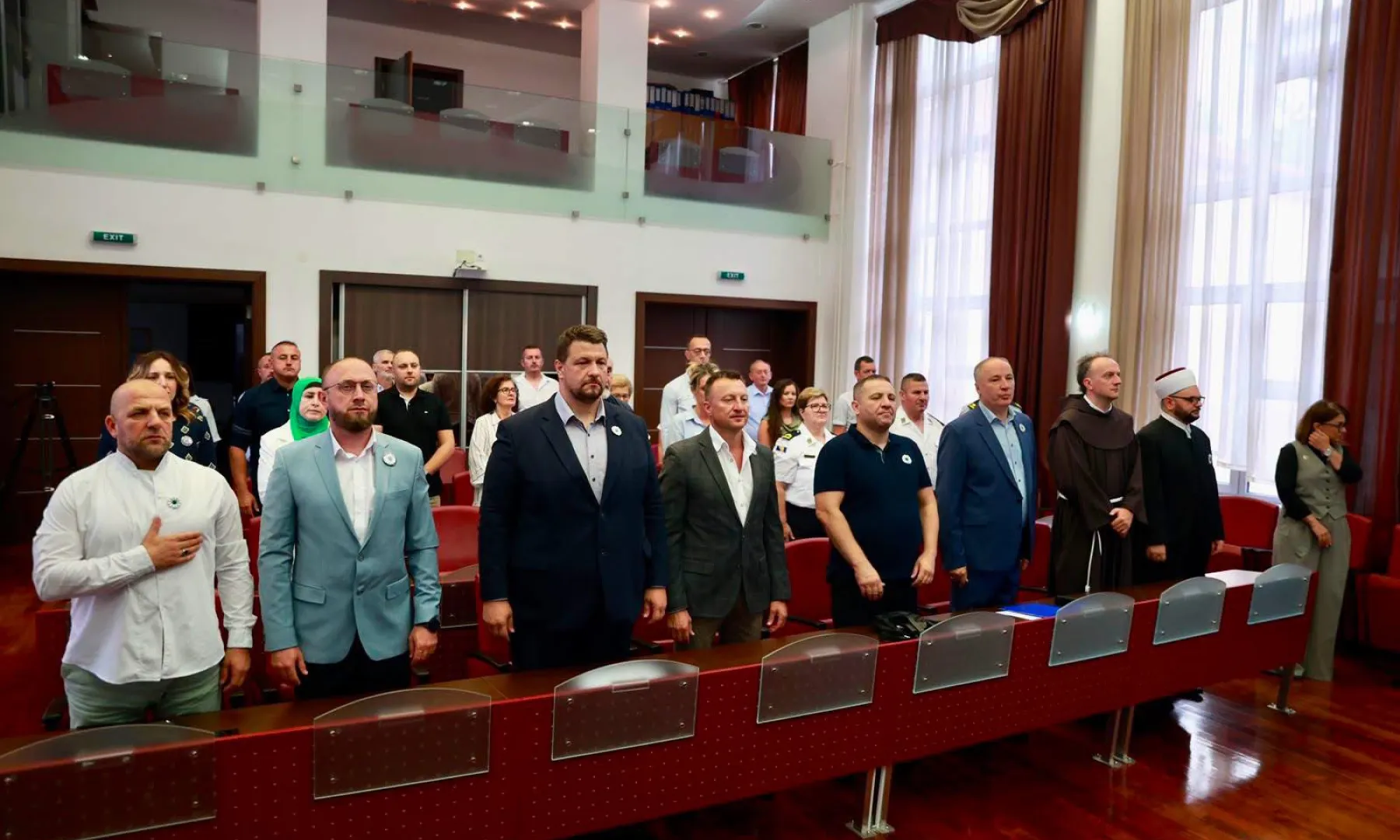 Bihać odaje počast 8.372 nevino ubijenih na komemoraciji povodom Međunarodnog dana sjećanja na genocid u Srebrenici