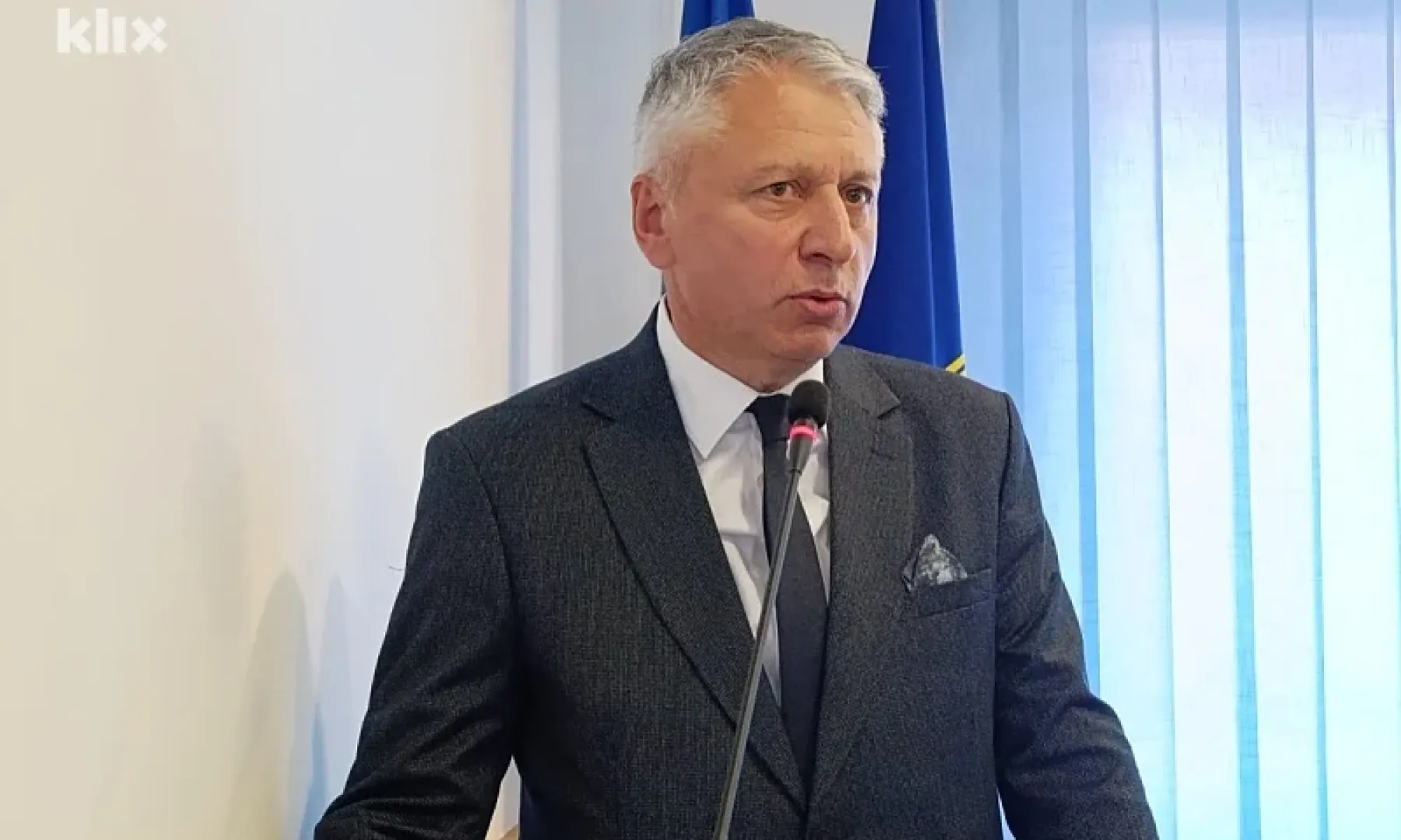 Ministar Edin Vranj o oduzimanju zastava s ljiljanima: Ne plaćajte kazne, postupci su neutemeljeni