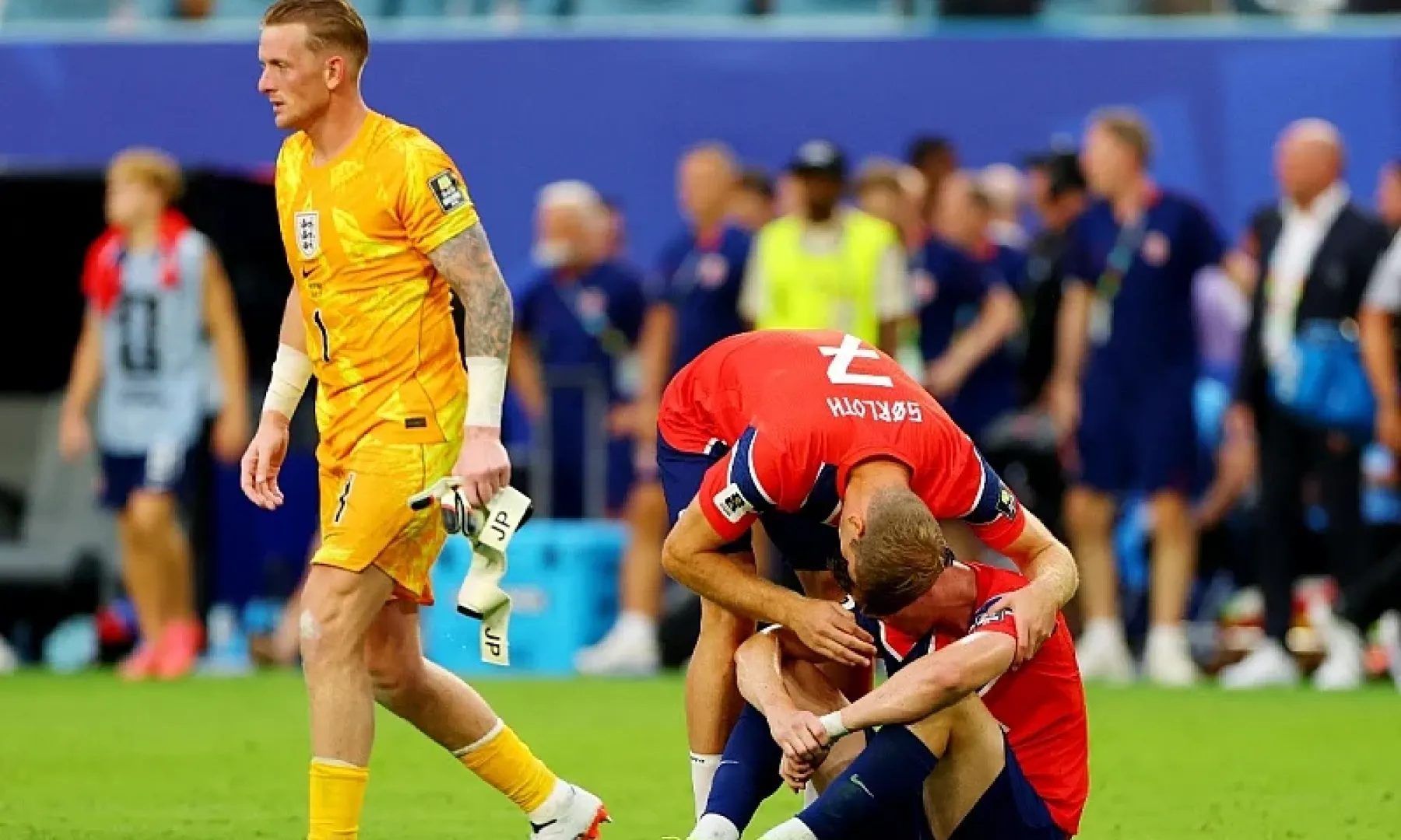 Norveški fudbaler Alexander Sørloth primio prijetnje smrću nakon propuštene prilike protiv Engleske