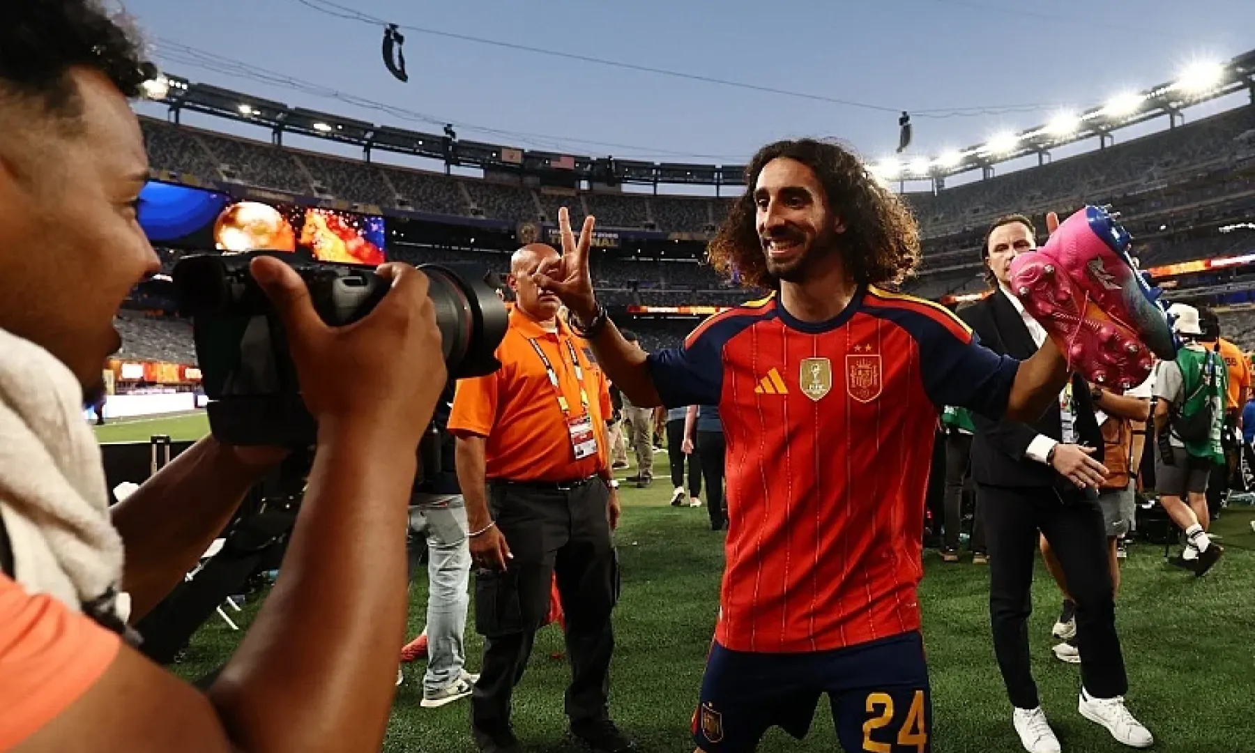 Marc Cucurella promijenio frizuru i potpisao šestogodišnji ugovor s Real Madridom nakon Svjetskog prvenstva