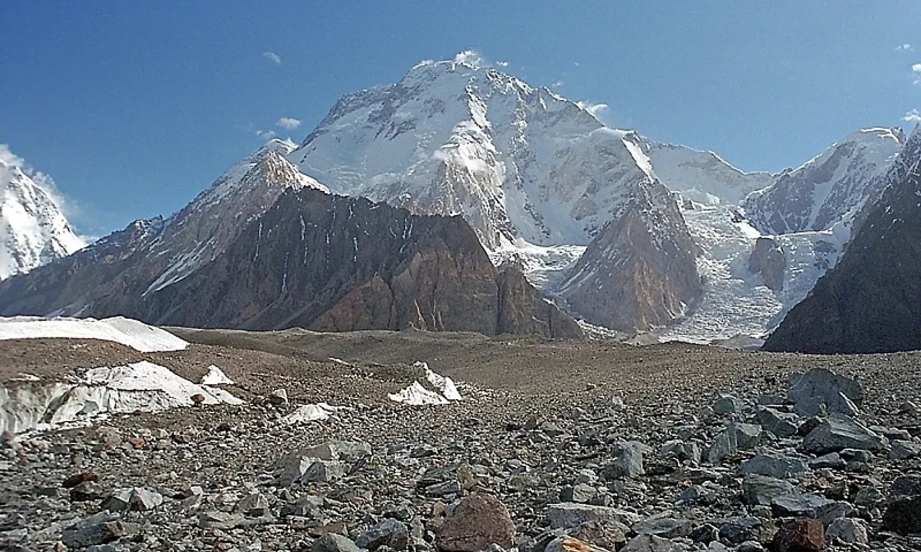 Na Broad Peaku u Pakistanu poginulo deset alpinista, među kojima i Nirmal Purja