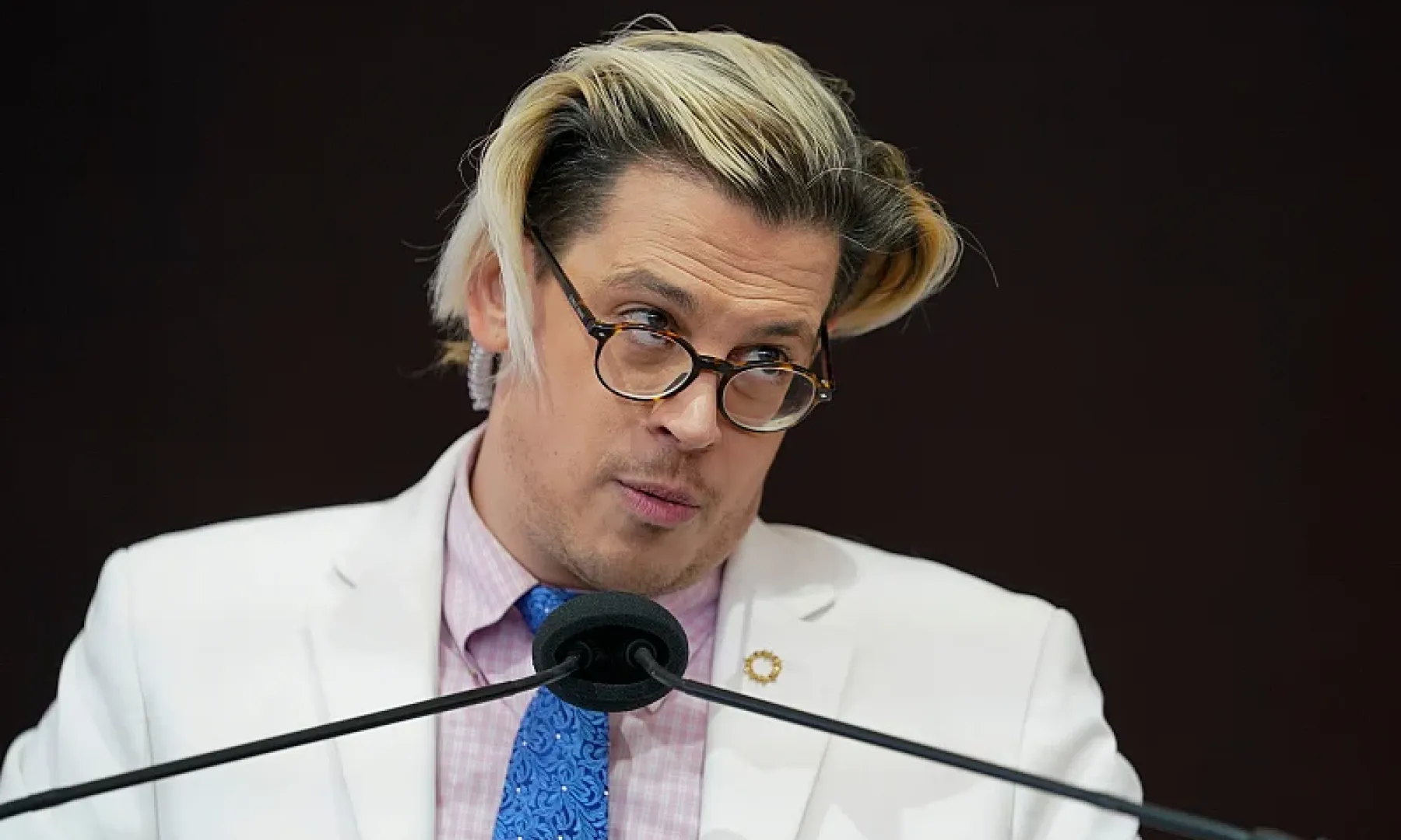 Milo Yiannopoulos deportovan iz SAD-a u Veliku Britaniju nakon hapšenja zbog prekoračenja boravka
