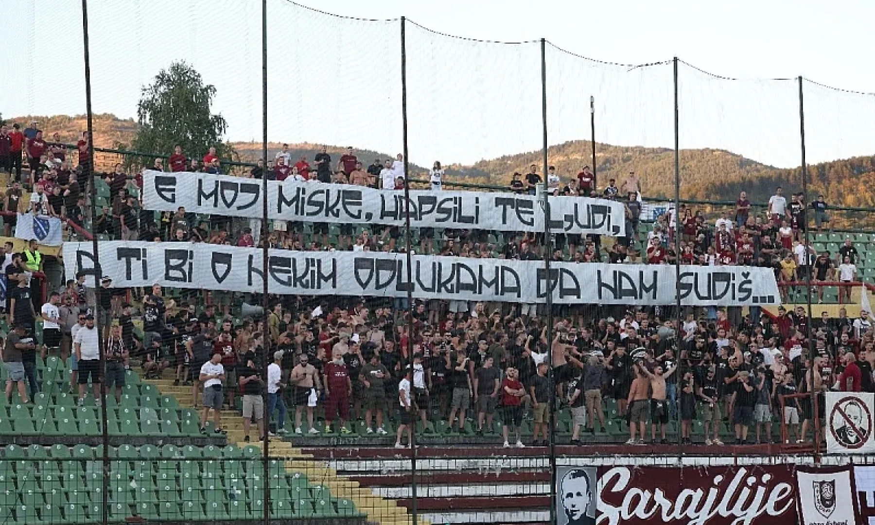 FK Borac pobijedio FK Sarajevo 1:0 uz kontroverzne odluke sudije Tomića i poruku navijača Misimoviću