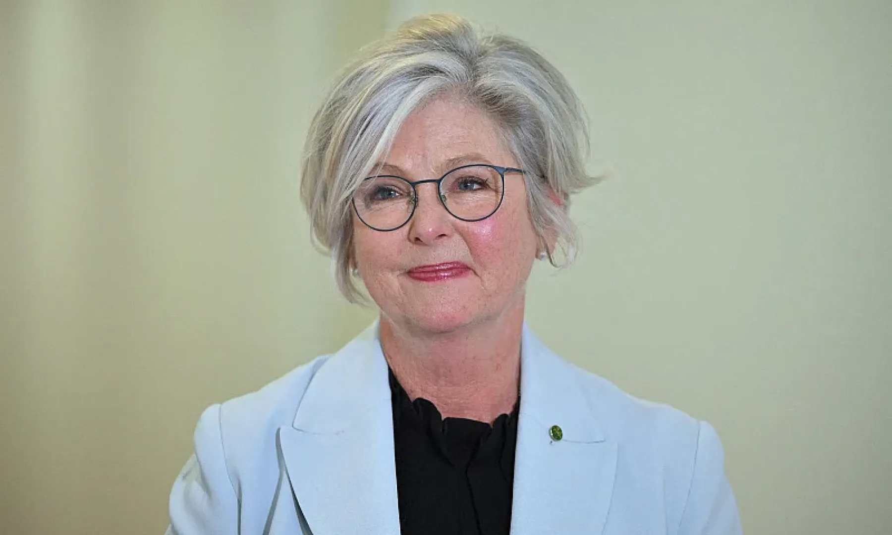 Vozač optužen za namjerno udaranje australske zastupnice Helen Haines, koja je u kritičnom stanju nakon incidenta u Wangaratti