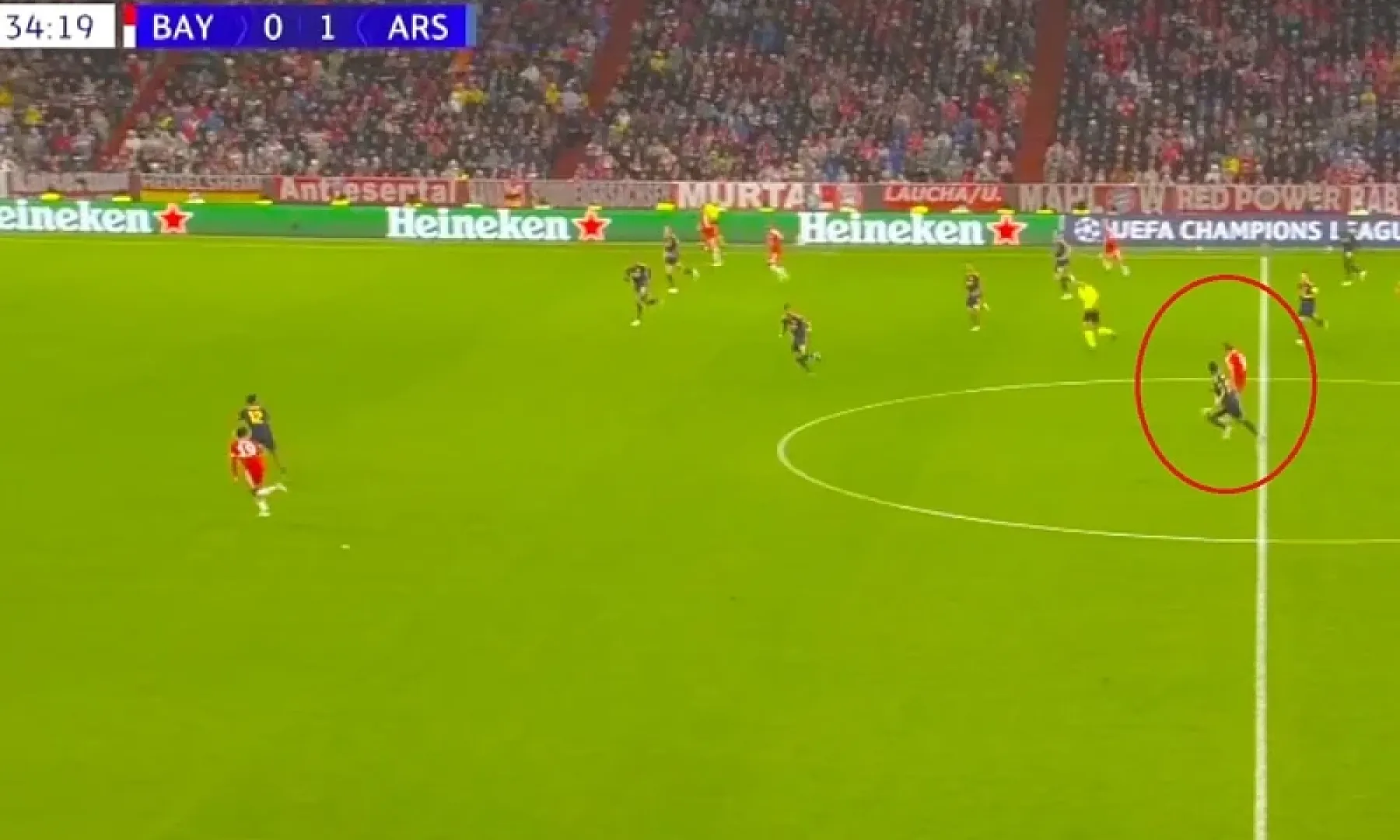 Harry Kane asistirao za izjednačujući gol Alphonsa Daviesa u utakmici Bayerna protiv Arsenala u Ligi prvaka