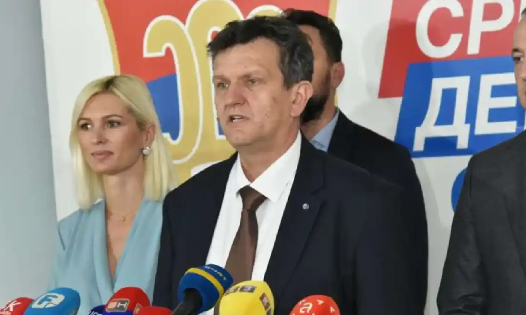 Blanuša najavio peticiju protiv poskupljenja struje u RS zbog lošeg upravljanja elektroenergetskim sektorom