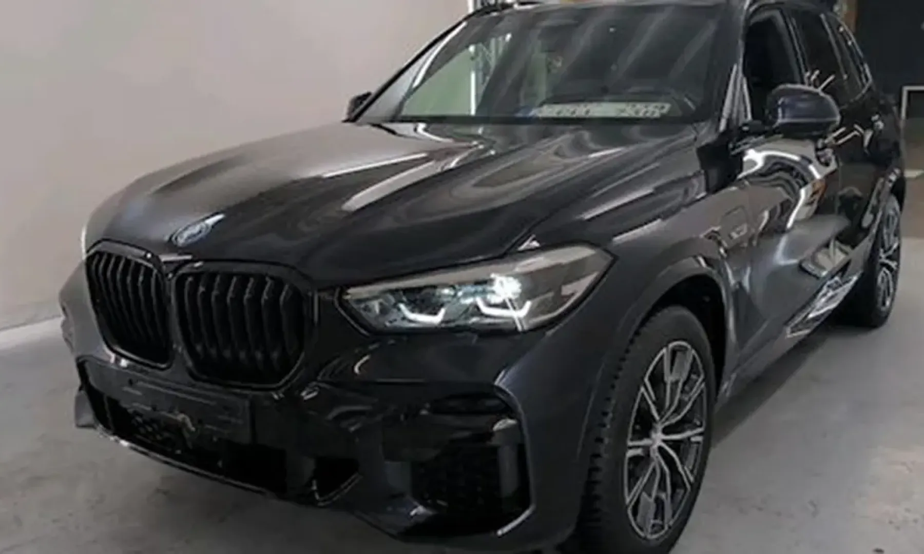 Osuđen muškarac koji je prodao automobil na lizing u BiH, tvrdeći da nije znao da to nije dozvoljeno
