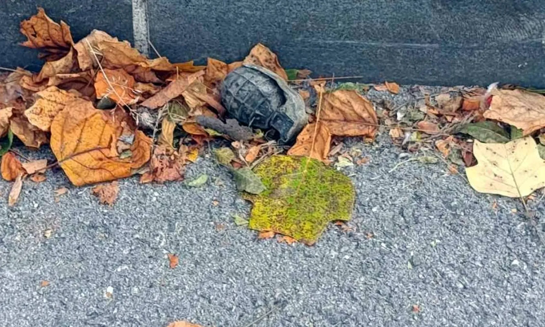 Ispred RTV Herceg-Bosne u Kiseljaku pronađena neeksplodirana ručna bomba, policija i tužilaštvo pokrenuli istragu
